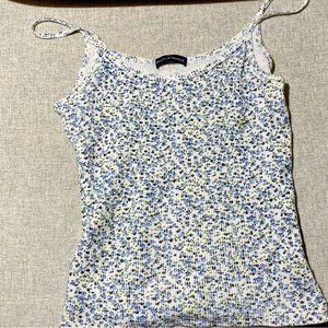 adorable brandy tank💐💐so stretchy and comfy